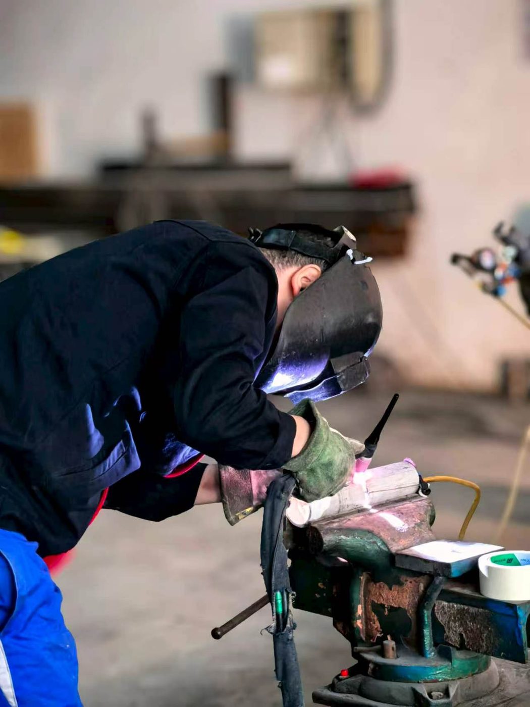 ASME-qualified pipe welding work